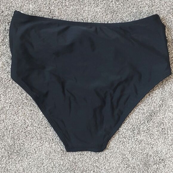 New With Tags Size Small Shekini Women's Twist Front Black Bikini Bottom - Picture 7 of 10